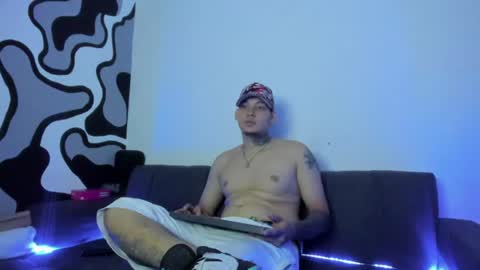   online show from 08-06-26, 02:24