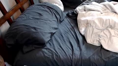 Darren online show from 02-20-25, 06:24