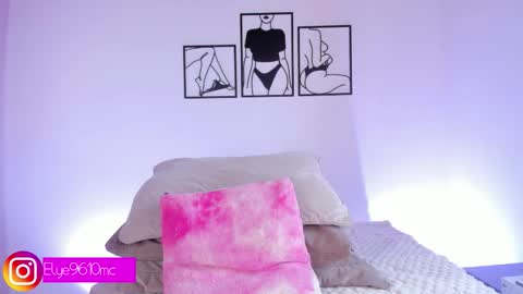 Ellie online show from 11-23-25, 06:41