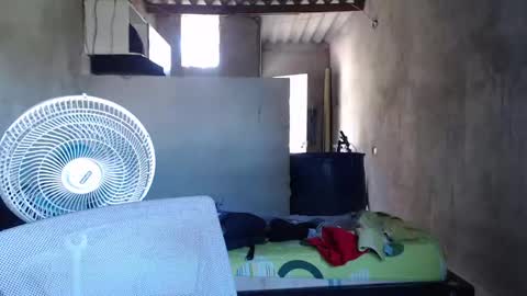 Snapshot of mcgregor_sexhot chatting on 01-08-25, 04:11 Mcgregor online show from 01-08-25, 04:11