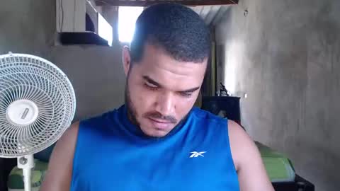 Snapshot of mcgregor_sexhot chatting on 01-21-25, 08:00 Mcgregor online show from 01-21-25, 08:00