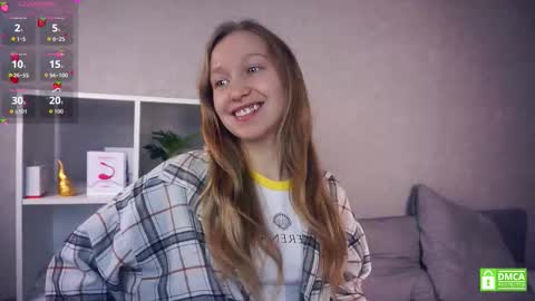 Snapshot of mckenziedyen chatting on 11-26-25, 06:36 Mary online show from 11-26-25, 06:36