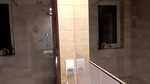 Snapshot of mckiubone chatting on 02-07-25, 01:47 mckiubone online show from 02-07-25, 01:47