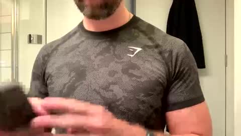 Snapshot of mcr8080 chatting on 12-31-24, 08:59 mcr8080 online show from 12-31-24, 08:59