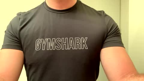 Snapshot of mcr8080 chatting on 02-14-25, 06:02 mcr8080 online show from 02-14-25, 06:02