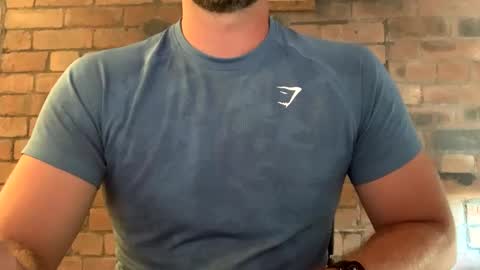 Snapshot of mcr8080 chatting on 03-10-25, 01:32 mcr8080 online show from 03-10-25, 01:32