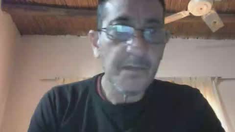 Snapshot of mdzarg chatting on 03-24-26, 02:33 alejandro online show from 03-24-26, 02:33