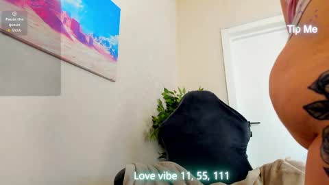 Melissa online show from 04-21-26, 02:51