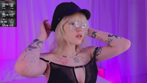 Roze online show from 02-19-26, 06:53