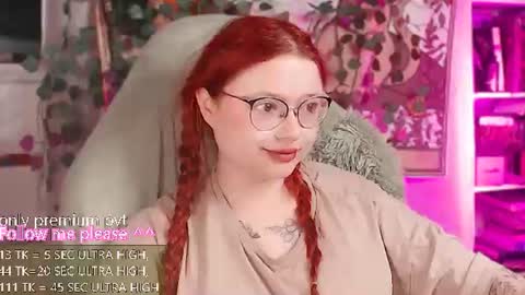 Snapshot of me_hanna chatting on 06-16-26, 03:31 Hanna online show from 06-16-26, 03:31