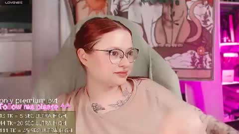 Snapshot of me_hanna chatting on 06-24-26, 01:59 Hanna online show from 06-24-26, 01:59