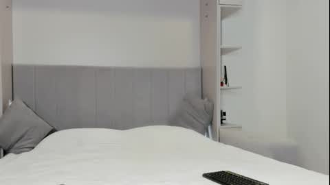 Snapshot of me_lina_ chatting on 03-14-26, 05:29 Alice online show from 03-14-26, 05:29