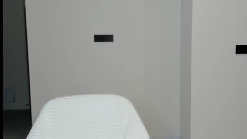Snapshot of me_lina_ chatting on 07-24-26, 06:50 Alice online show from 07-24-26, 06:50