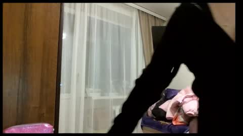 meadoweyes_ online show from 12-04-25, 06:27