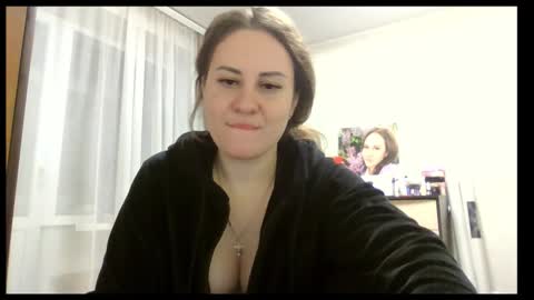 meadoweyes_ online show from 12-19-25, 11:56