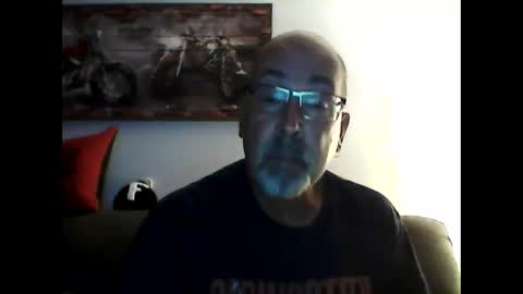 me at home online show from 10-05-25, 10:46
