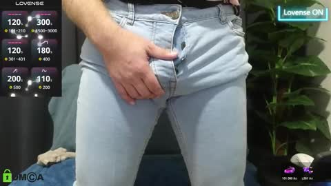 Meaty Roll online show from 10-28-25, 06:39