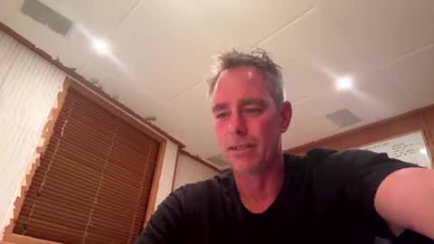 Snapshot of meau_lest chatting on 10-17-25, 07:27 Meau Lest online show from 10-17-25, 07:27