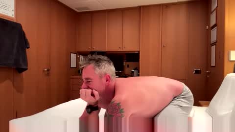 Meau Lest online show from 11-06-25, 09:48