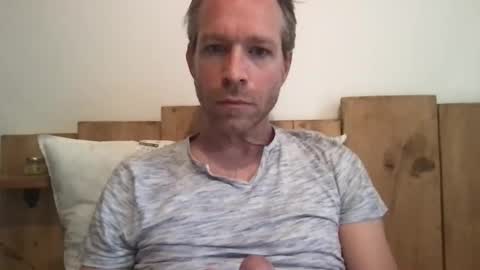 mecdelille online show from 05-03-26, 07:25