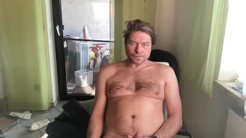 medeinoe online show from 01-19-25, 09:44