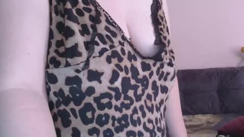 Oltereodora-lima online show from 03-22-26, 06:39