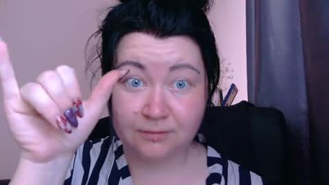 Snapshot of medjik_lool chatting on 06-23-26, 06:44 Oltereodora-lima online show from 06-23-26, 06:44
