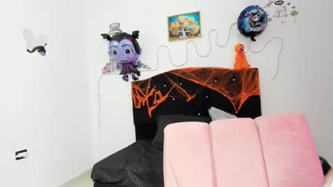 medusa__charity online show from 11-04-25, 03:33