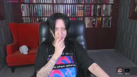 Medusa online show from 09-26-25, 01:04