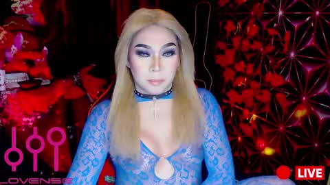 THE QUEEN ALPHA   Queen Medusa Prey online show from 12-20-25, 05:42