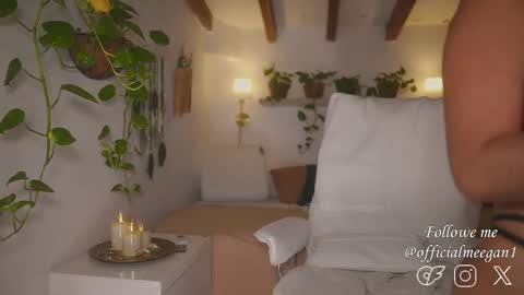 Andrea  online show from 03-24-26, 06:46