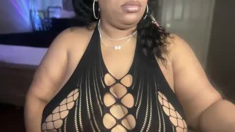 Snapshot of meetsouthernpeach chatting on 02-26-25, 04:25 Southern Peach online show from 02-26-25, 04:25