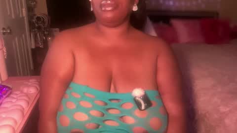 Southern Peach online show from 06-11-26, 02:22