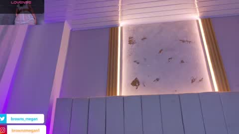 Megan  online show from 04-06-26, 01:01