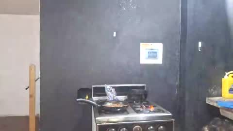 Megan and sophi online show from 11-08-25, 11:58