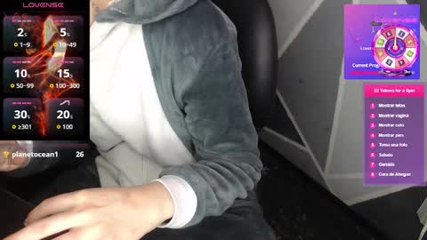 Megan and sophi online show from 12-20-25, 01:29