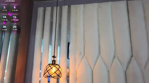 Snapshot of megan_do_santos chatting on 05-16-26, 01:24 megan do santos online show from 05-16-26, 01:24