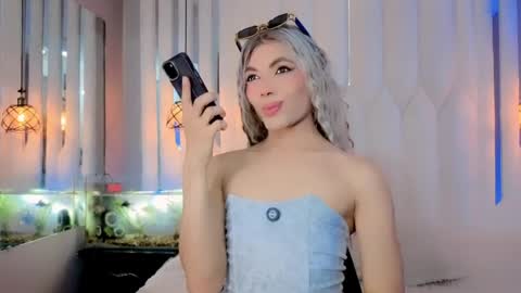 Snapshot of megan_do_santos chatting on 05-26-26, 08:49 megan do santos online show from 05-26-26, 08:49