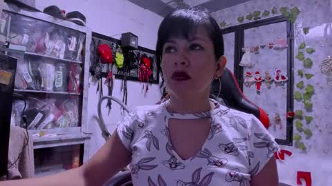 megan grace 20 online show from 12-16-24, 11:44