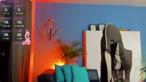 Snapshot of megan_inked_ chatting on 04-30-26, 03:02 online show from 04-30-26, 03:02