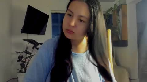 Megan Lu online show from 10-22-25, 06:46