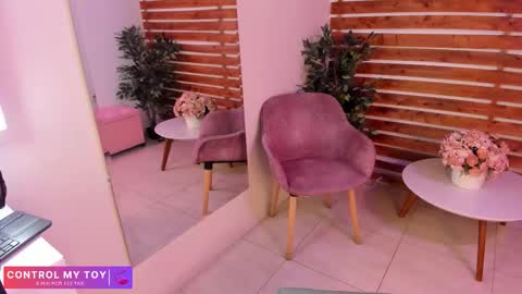 megan_raiin online show from 12-03-25, 07:38