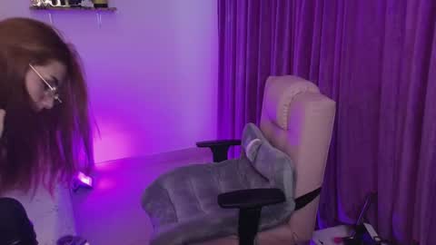 Snapshot of megan_ricci chatting on 01-14-25, 10:55 Laura online show from 01-14-25, 10:55