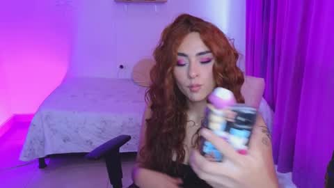 Snapshot of megan_ricci chatting on 02-22-25, 09:59 Laura online show from 02-22-25, 09:59