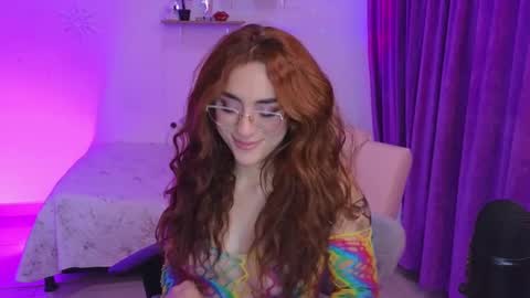 Snapshot of megan_ricci chatting on 03-04-25, 11:11 Laura online show from 03-04-25, 11:11