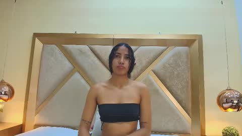 Megan Siner online show from 11-22-25, 01:10