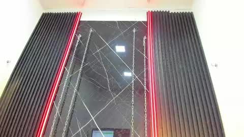 Megan Siner online show from 04-25-26, 12:08