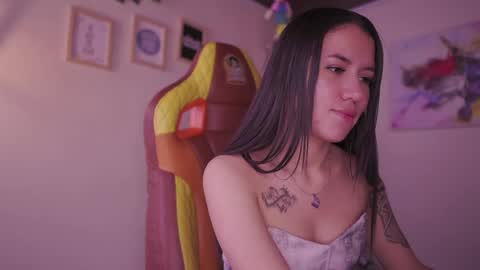 MEGAN  online show from 05-12-26, 02:14