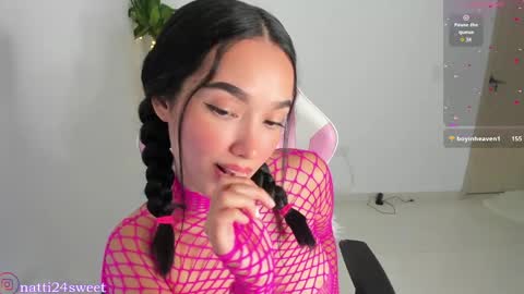 megan sweet online show from 04-28-26, 02:27