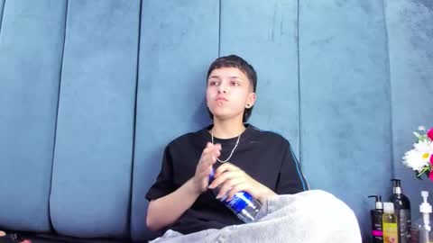 megan_thompsonn_ online show from 02-20-26, 07:21